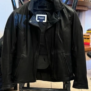 GIUBBOTTO MOTO PELLE TRIUMPH DONNA con protezioni usato 3 volte perfetto - Foto 1 di 13