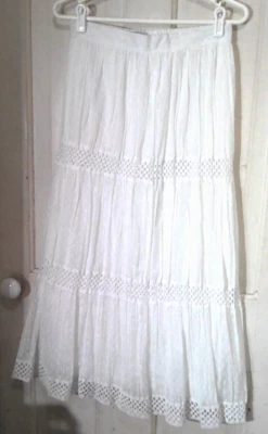 Falda De Encaje Blanca Panel Horizontal Artesanos Clásicos Bahía de San Juan De Colección Años 90 Talla S Foto 1 de 4