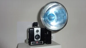 Kodak Brownie Hawkeye Flash Camera w/ Kodalite Flash – Vintage - Picture 1 of 7