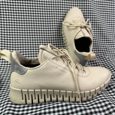 ECCO Gruuv Women's Leather Gore-Tex Sneaker Beige White Walking EU 39 US 8.5 - Image 1 of 4