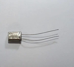 HC-18/U - 46.0000 MHz Radio Crystal - Przewody przewodowe - Marden - Zdjęcie 1 z 1