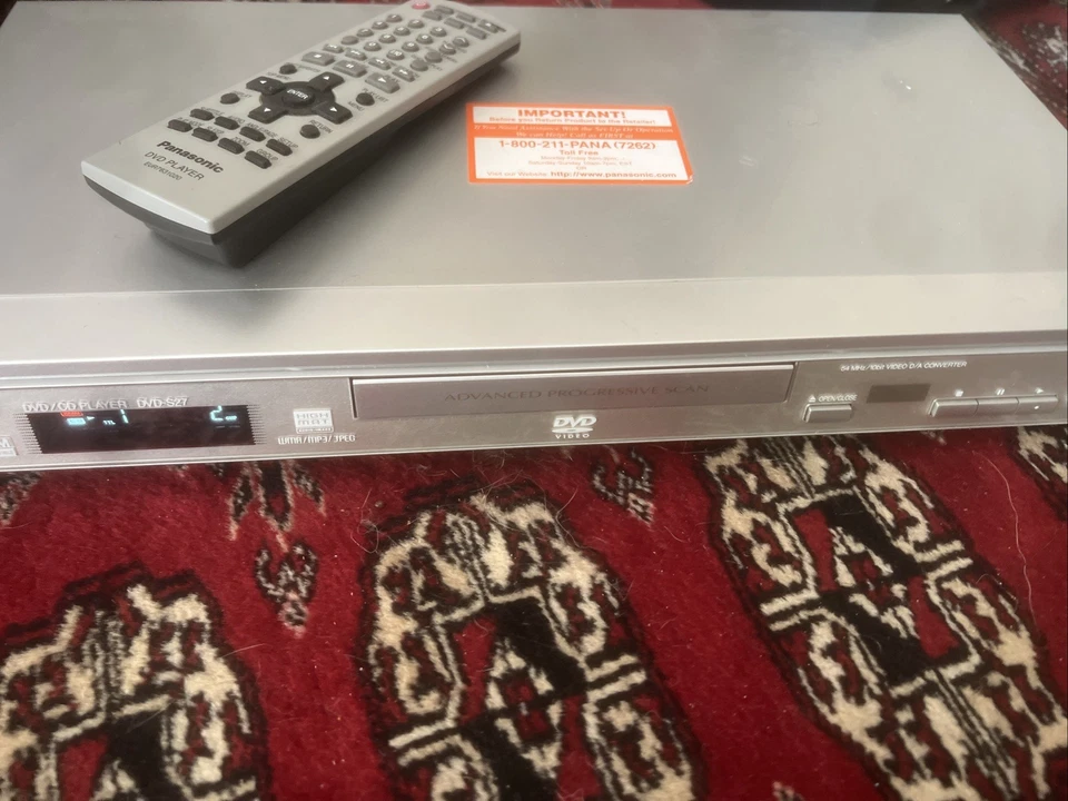 Panasonic DVD-S27 DVD CD Reproductor Nuevo de Lote Antiguo Multiformato con Control Remoto Probado Limpio Foto 1 de 4