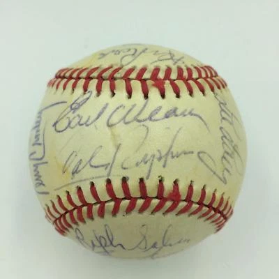 1985 Baltimore Orioles Team Signed Baseball Cal Ripken Jr Eddie Murray Weaver - Image 1 of 4