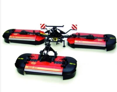 UNIVERSAL HOBBIES 2903 1:32 SCALE VICON SOLID 431F TRIPLE MOWERS NEW BOXED - Image 1 of 3