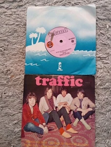 Traffic - Hole In My Shoe & No Face No Name And No Number   7"  Vinyls  - Picture 1 of 3
