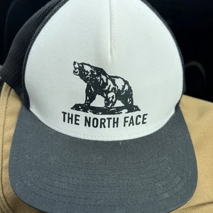 THE NORTH FACE GORRA SNAPBACK TRUCKER HOMBRE OSO NEGRO MONTAÑA TOP - Imagen 1 de 8