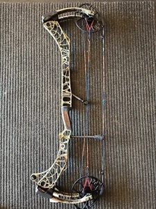 Mathews V3X (33) Right Handed 65# - Picture 1 of 4