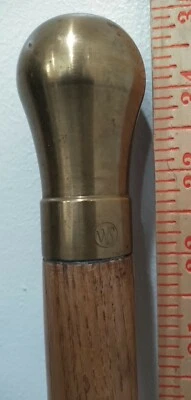 Difícil de Encontrar Antiguo De Colección WS Pesado LATÓN MACIZO Perilla Mango CAÑA Roble Bastón 35" Foto 1 de 4