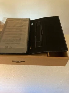 Amazon Fire HD 8 (8th Generation). 16 GB - Picture 1 of 3