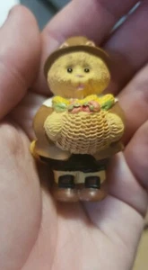 1995 Hallmark Merry Miniatures Thanksgiving Cameron Cat Pilgrim w/Basket NWT NEW - Picture 1 of 3