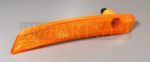 NEW GENUINE MINI R56 R55 R57 R58 R59 R60 SIDE MARKER LIGHT FRONT RIGHT 2751332 - Picture 1 of 9