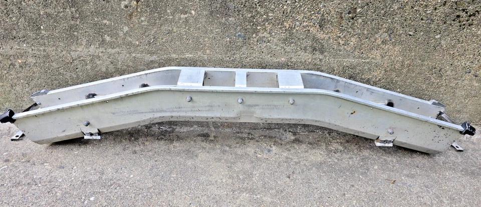 MUY BONITO USADO ORIGINAL GENUINO PORSCHE 928 PARACHOQUES DELANTERO VIGA DE APOYO 1979-86 #1 Foto 1 de 4