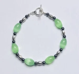 Stunning Peridot Green Cats Eye & Hematite Bracelet - Picture 1 of 1