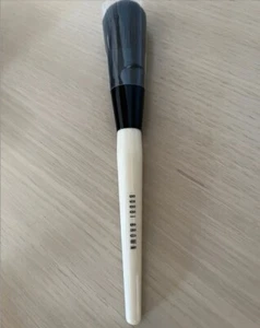 Bobbi Brown Blush Brush (New & Sealed) - Picture 1 of 2