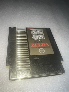 The Legend of Zelda (Nintendo NES, 1987) Tested Authentic Cartridge Gold - Picture 1 of 9