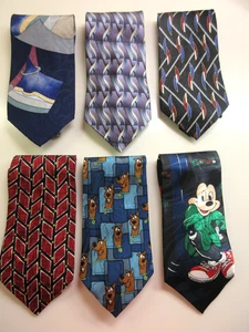 Krawatten Scooby-Doo, Mickey Mouse, Gretel Red Stafford Lila Torriani Multi - Bild 1 von 33