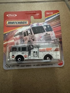 Matchbox Pierce Arrow XT Fire Engine Short #104 COMBINE POSTAGE - Picture 1 of 3