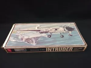AMT Grumman A-6A Intruder Aircraft Unassembled Model Kit 1/72 Scale A-647:130 - Picture 1 of 11