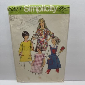 Simplicity 5377 Misses Art Work Apron Potholder Pattern8-10 *Cut Around Pattern - Picture 1 of 3