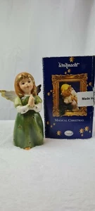 Goebel Weihnacht Magical Christmas Angel In green 4.75 inches - New In Box - Picture 1 of 5