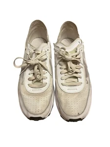 Nike Waffle One Women's Size 8.5 Low White Sneaker Shoes DC2533-103 - Picture 1 of 5