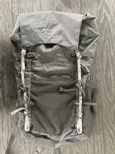 Mystery Ranch In & Out 22L Backpack Black