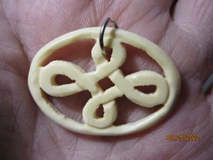 Tibetan Knot Handcrafted 1 3/8" Pendant Collectible BBK-1 - Picture 1 of 5