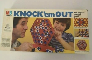 Juego de mesa vintage MB Games 1980 Knock' em Out 100 % completo - Imagen 1 de 4