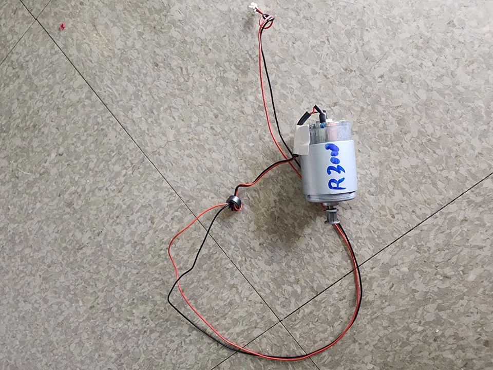 epson stylus photo R3000 parts(Please see the picture) - Image 1 of 1