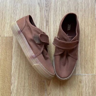 NEW boys canvas shoes from ZARA closure brown colour size 34 eur 2j - Image 1 of 4