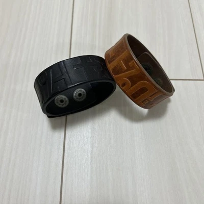 Diesel 男式腕带皮革标志浮雕黑色棕色 2 件套豪华时尚 — 第 1/4 张图片