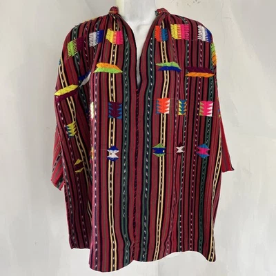 Poncho HUIPIL Guatemalteco ROJO Talla XL Todo Cosido y Bordado a Mano De Colección Foto 1 de 4