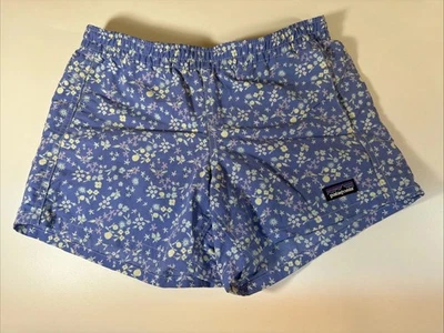 Pantalones cortos de nailon Patagonia florales morados talla grande para niñas  Foto 1 de 4