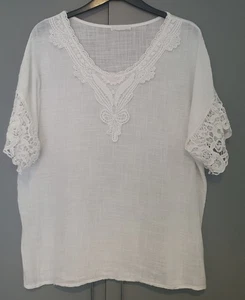Made In Italy Size 16 18 Loose Fit White Cotton Embroidered Lace Trim Top ! - Picture 1 of 4
