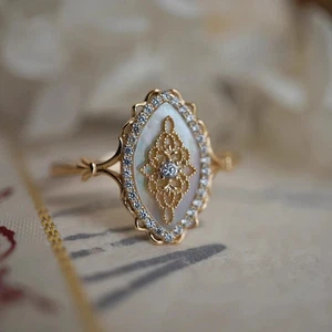 Elegante y delicado anillo abierto vintage enchapado en oro de 18 quilates de madreperla - Imagen 1 de 5
