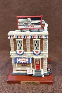 Pre Owned VTG Department 56 Chicago Cubs Christmas In The City Large Figurine - Picture 1 of 5