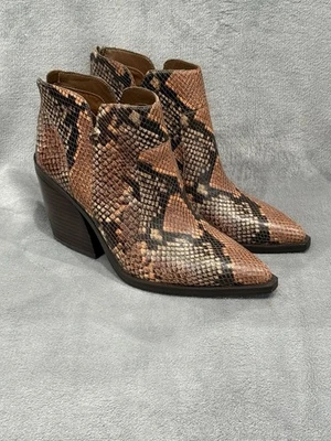 Vince Camuto Gradesha Brown Pointed Toe Snakeskin Western Booties Size 8.5 New - Image 1 of 4