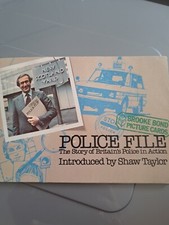 Brooke Bond Tea Picture Cards Police File Album from 1977 100% Complete Set 