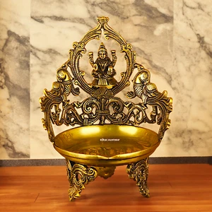 Brass Lakshmi Lamp 30 cm - Traditional Indian Goddess of Wealth Puja Diya Oil - Picture 1 of 8