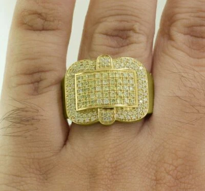 Anillo banda racimo diamante simulado corte redondo de 2,0 quilates enchapado en oro de plata 925 para hombre  Foto 1 de 4