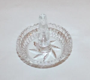 Vintage Crystal Ring Holder Playful Art Deco Pinwheel Pattern - Picture 1 of 7