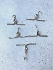 Ganchos de metal barra en T de 50 mm de largo para restauración x 5 - Imagen 1 de 1