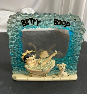 Betty Boop Schaumbad 4x6 Bilderrahmen Westland 2000 Badewanne Hund - Bild 1 von 8