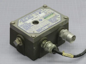 GENERAL MOTORS 31260-1 S106A SENSOR CONTROLLER T217353 - Picture 1 of 4