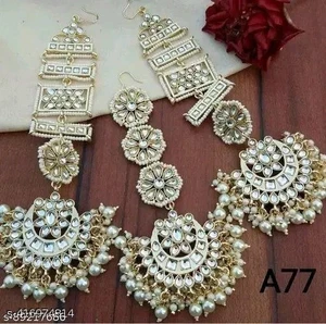 Vintage Kundan Jhumka Traditional Pearl Mangtikka Flower Design Heavy Earring - Picture 1 of 2