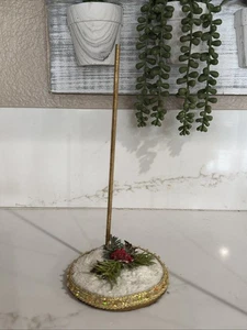 Base pequeña de acebo/bayas Mark Roberts Fairy Elf - Imagen 1 de 4