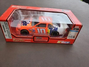 Racing Champions 1:24 #10 Ricky Rudd 1995 Edition stock car - Picture 1 of 5