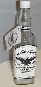 Botella de vidrio en relieve de whisky bourbon fuerza taberna 750 ml vacía Jesse James - Imagen 1 de 12