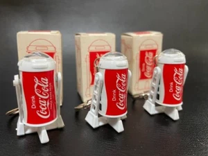 Vintage Coca-Cola STARWARS R2-D2 Keychain Set of 3 With Box - Picture 1 of 9