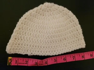 White Infant-sized Toque - Picture 1 of 2